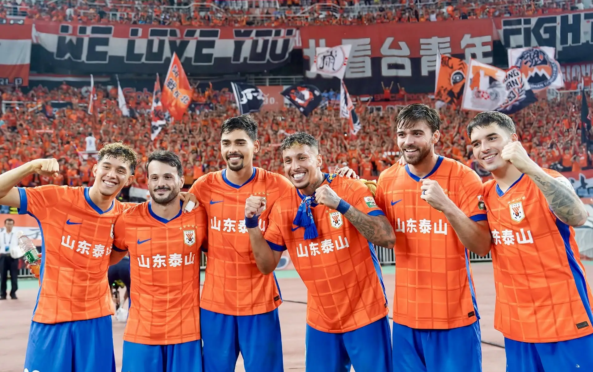 乐鱼平台 -关于转折点上海申花绝杀压哨；法国杯集结日攻防权衡；质疑声仍在；资深球员宣示担当的信息